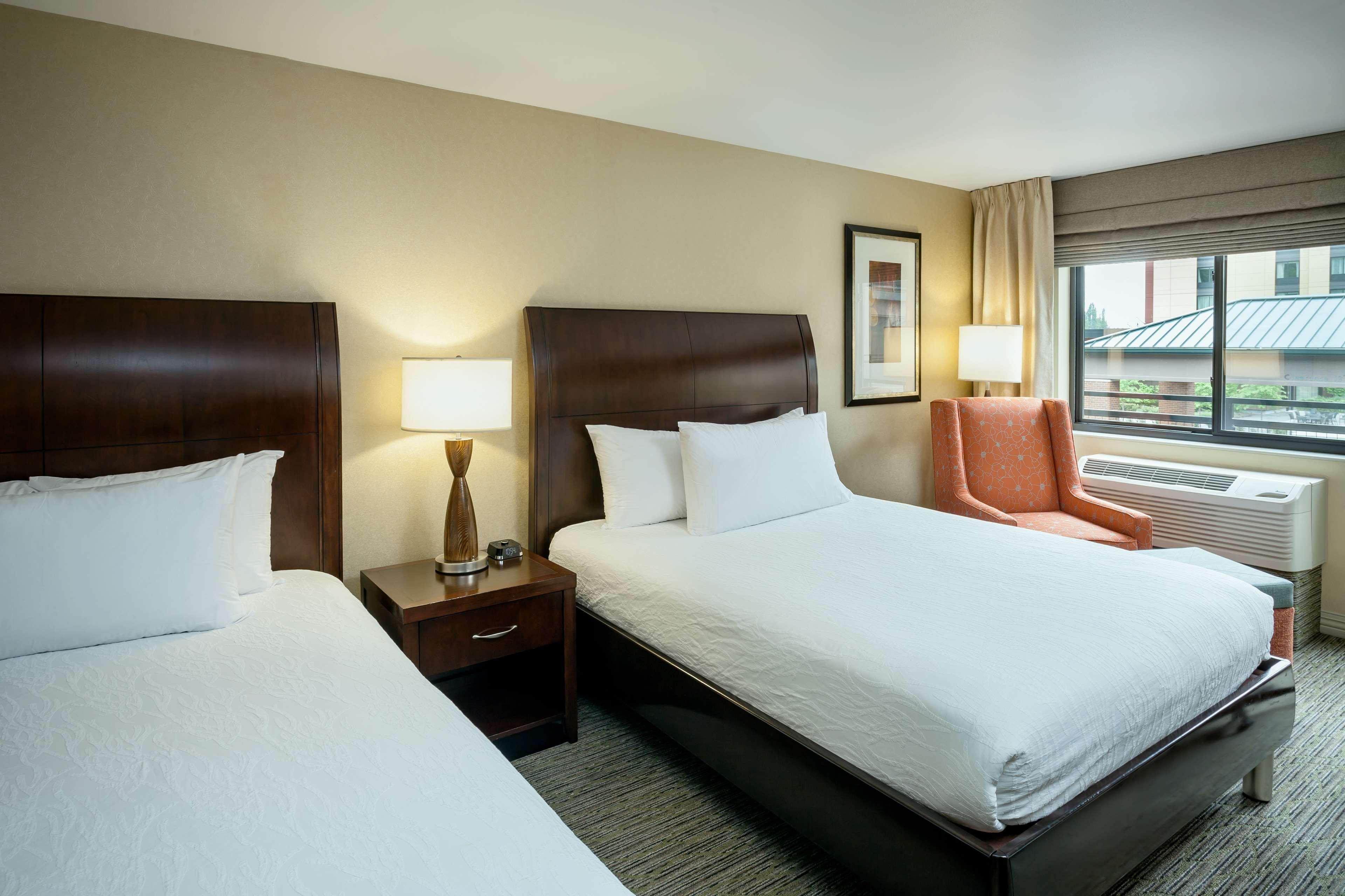 Hilton Garden Inn Seattle/Issaquah Exterior photo